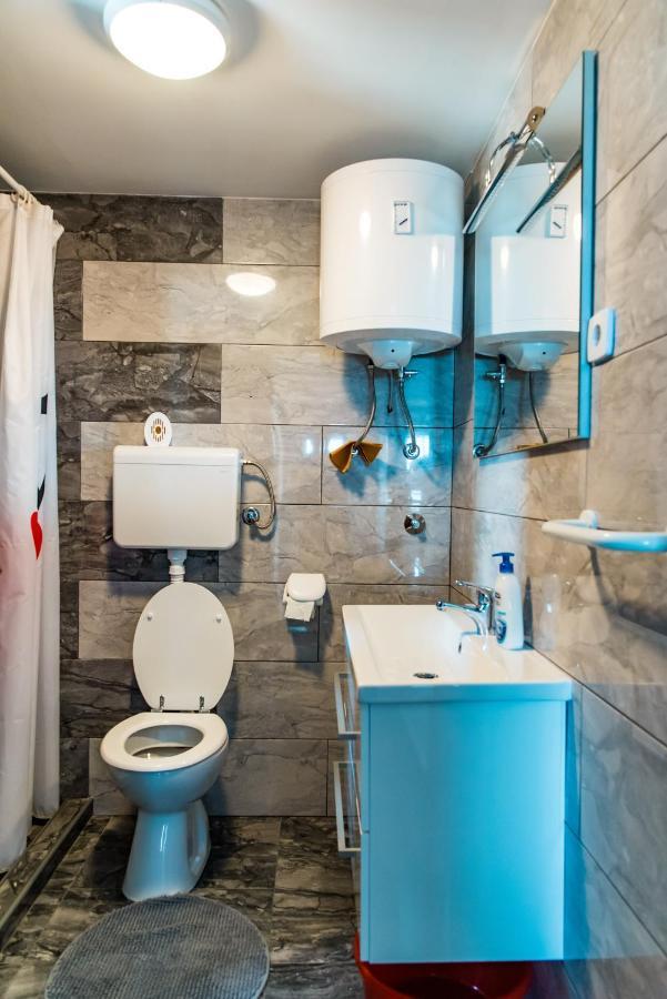 Ella Lukovo Šugarje Exterior foto