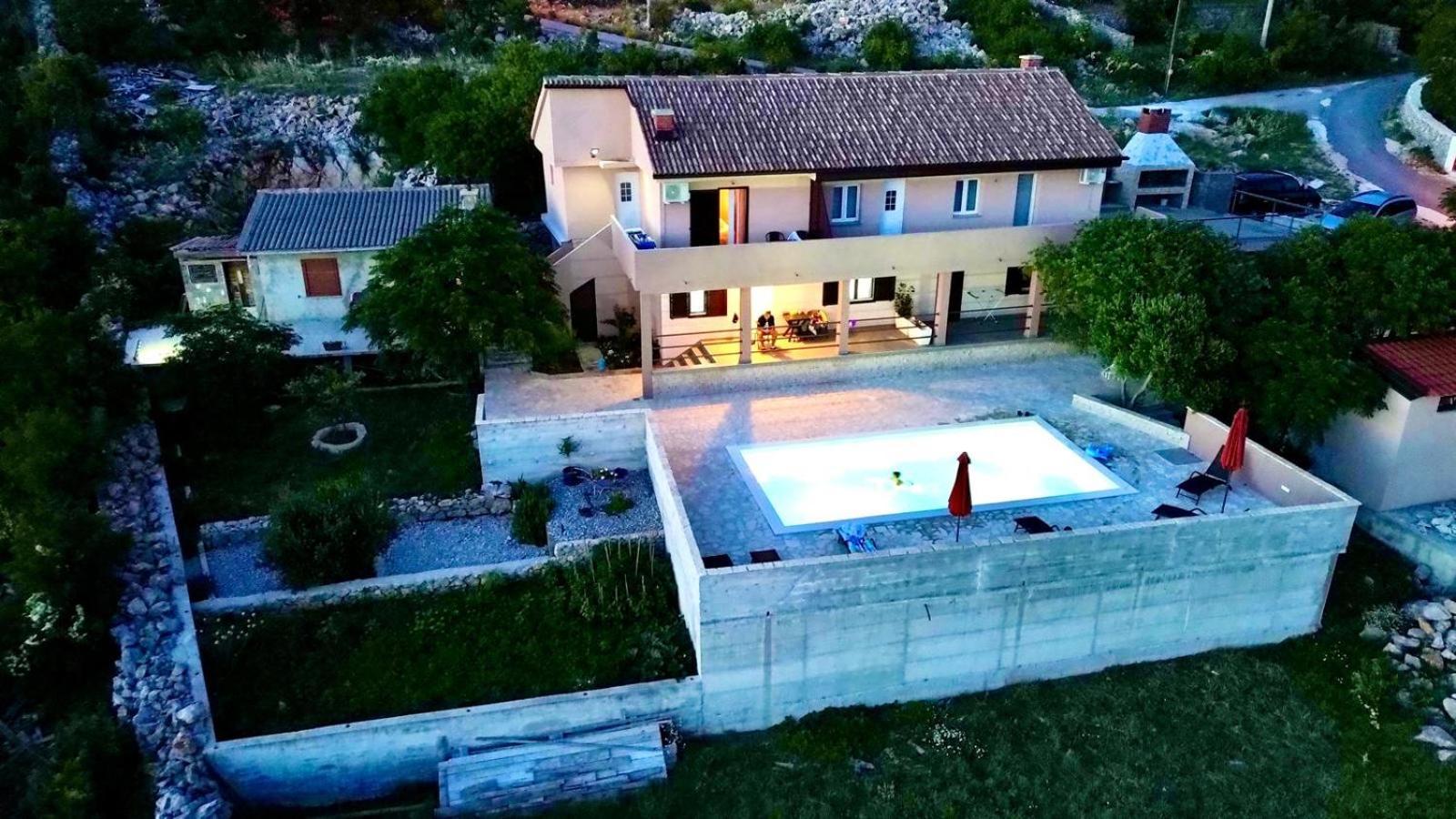 Ella Lukovo Šugarje Exterior foto